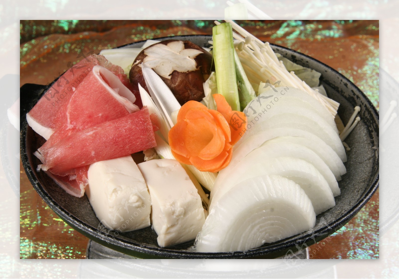 日式牛肉火锅图片