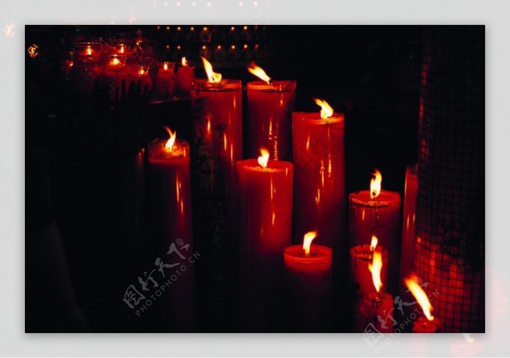 蜡烛祈福宗教佛教烛光祝愿悼念
