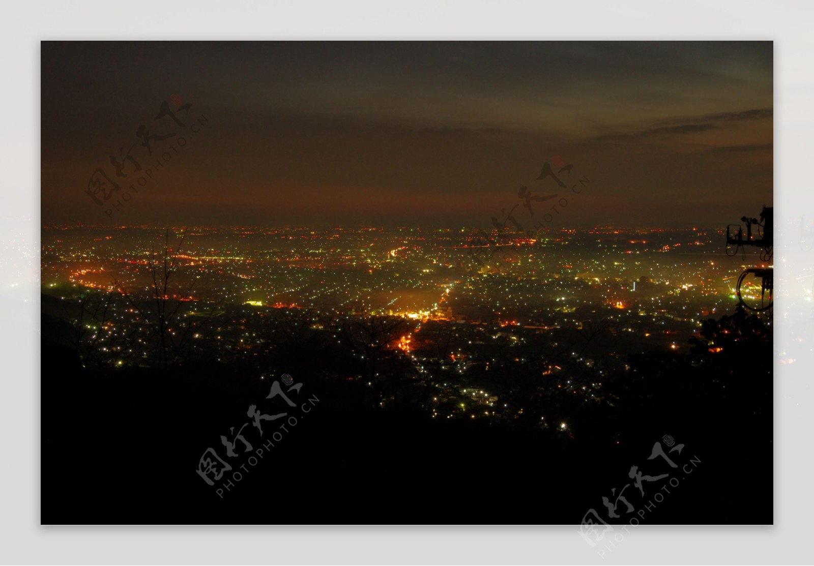 都市灯光夜景摄影照片图片