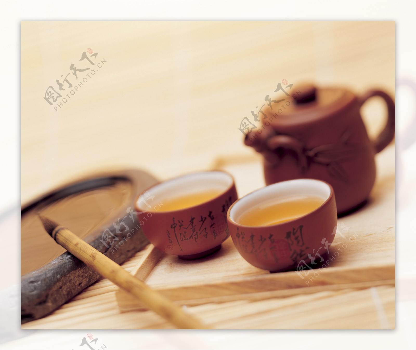 品尝品茶饮料饮品茶叶茶壶茶具茶杯古色古香茶水广告素材大辞典