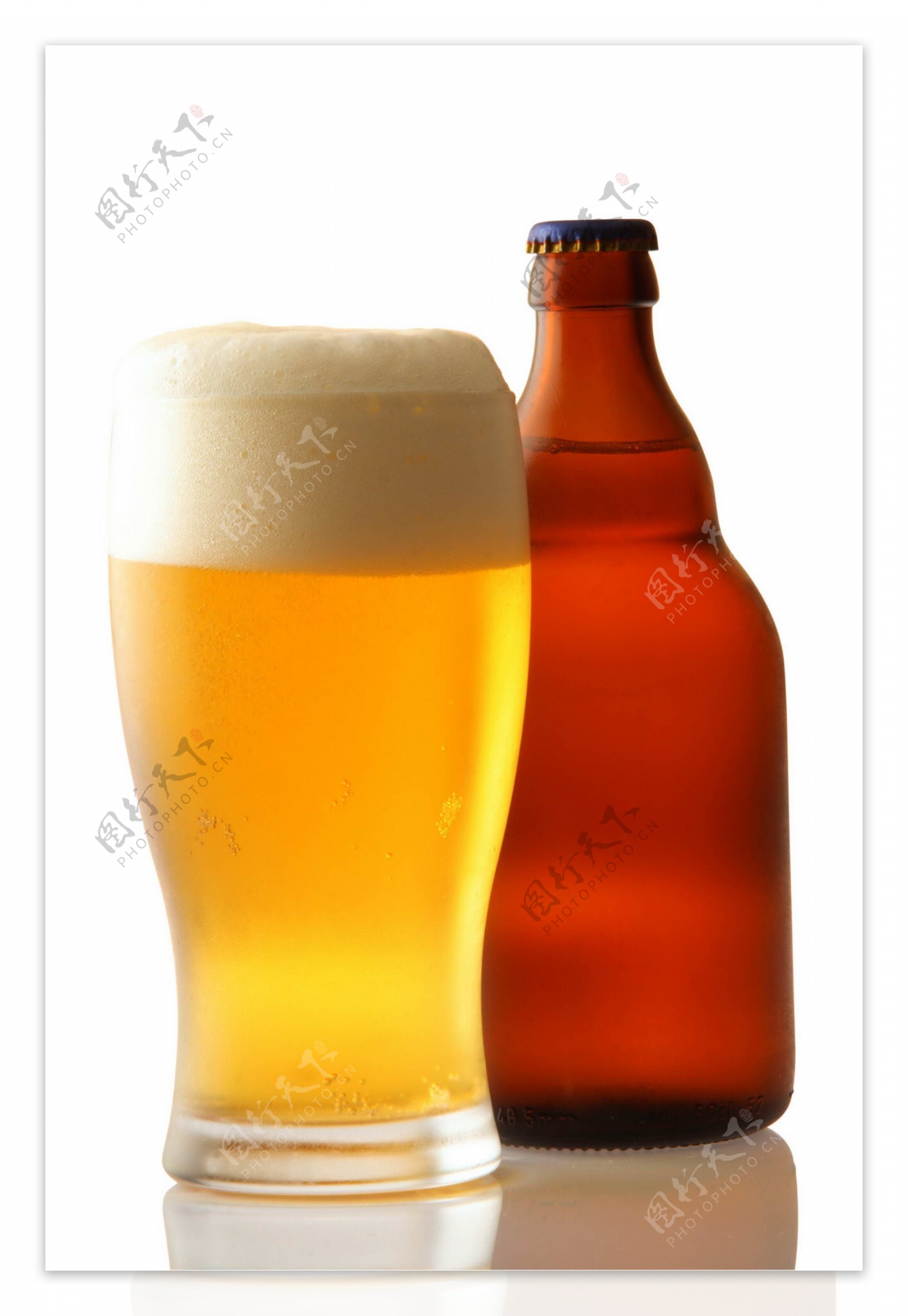 啤酒和啤酒瓶图片