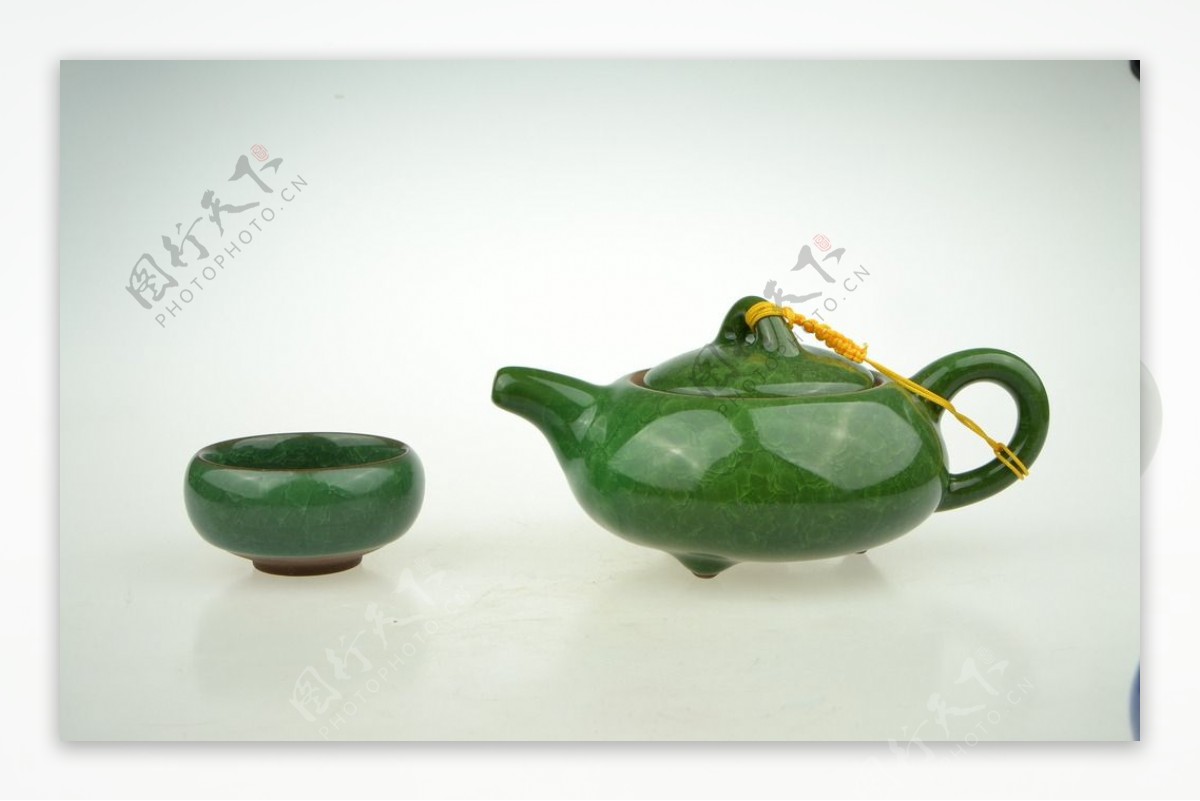 绿色茶壶釉壶图片