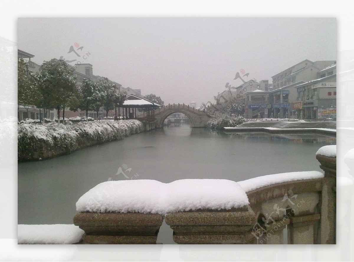 江南大学雪景图片