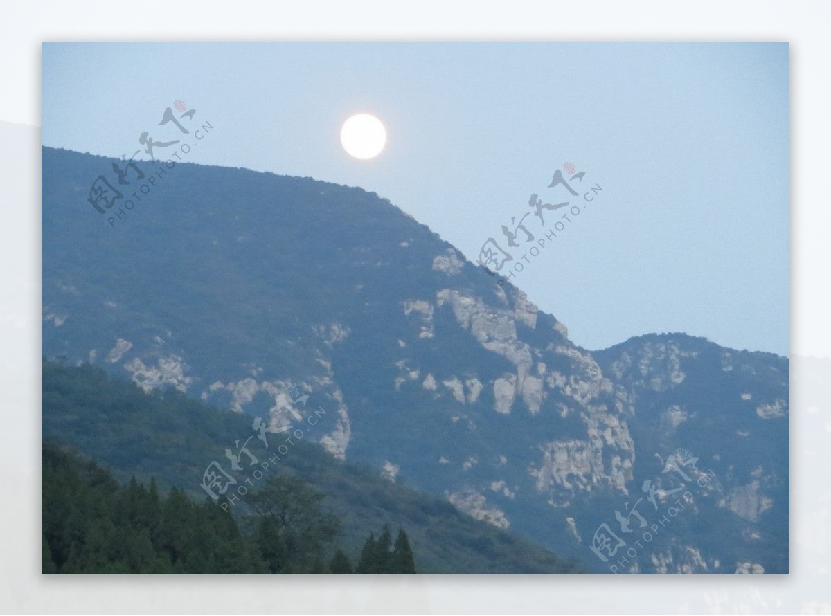 嵩山明月图片