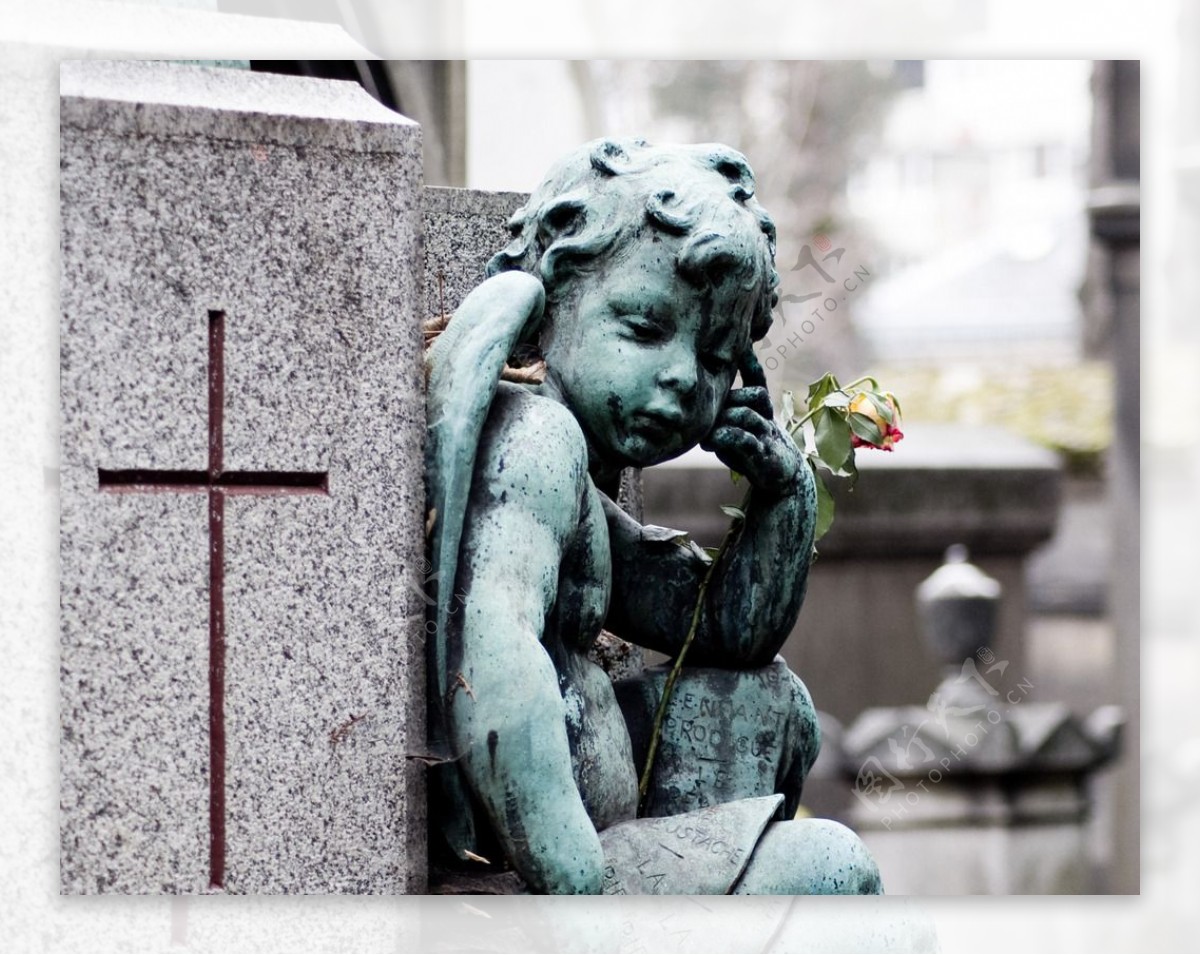 拉雪兹神父公墓的无名墓图片