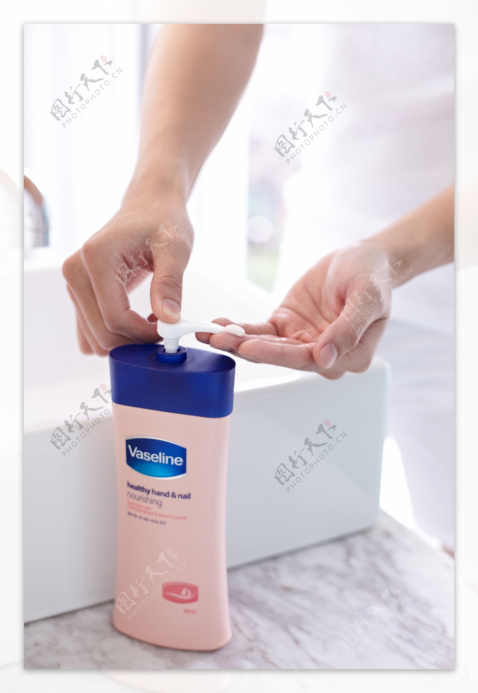 洗手液广告图片