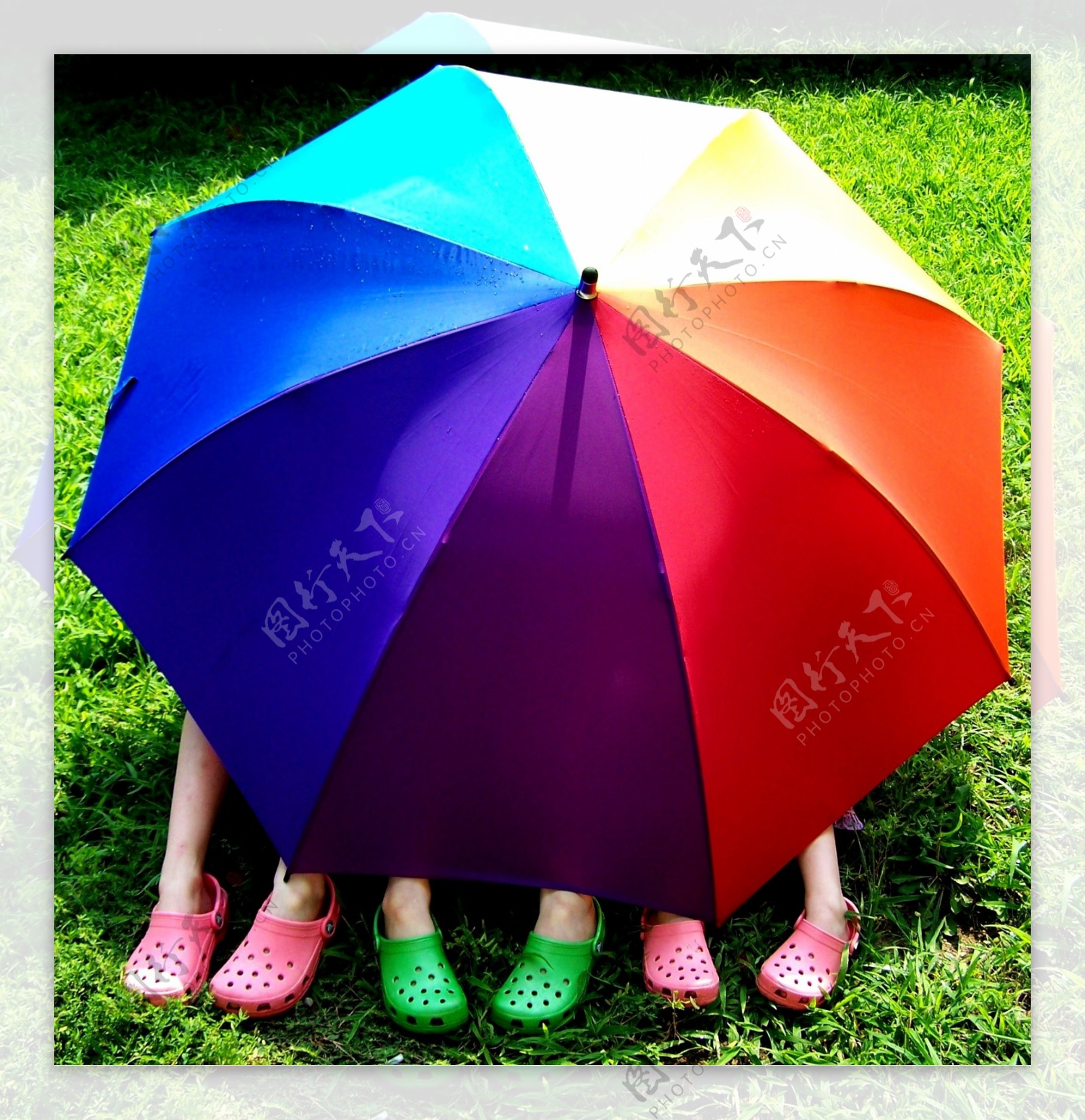 七彩伞雨伞图片