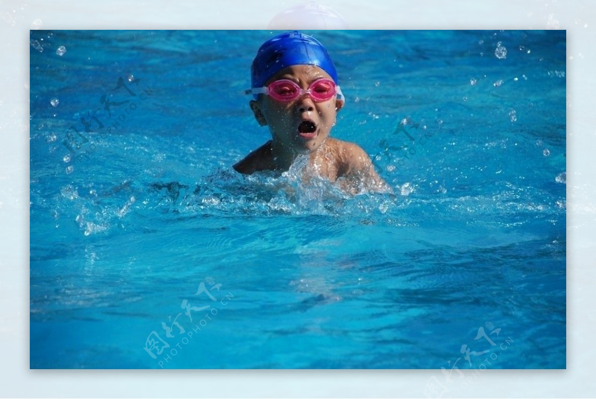 游泳活动图片