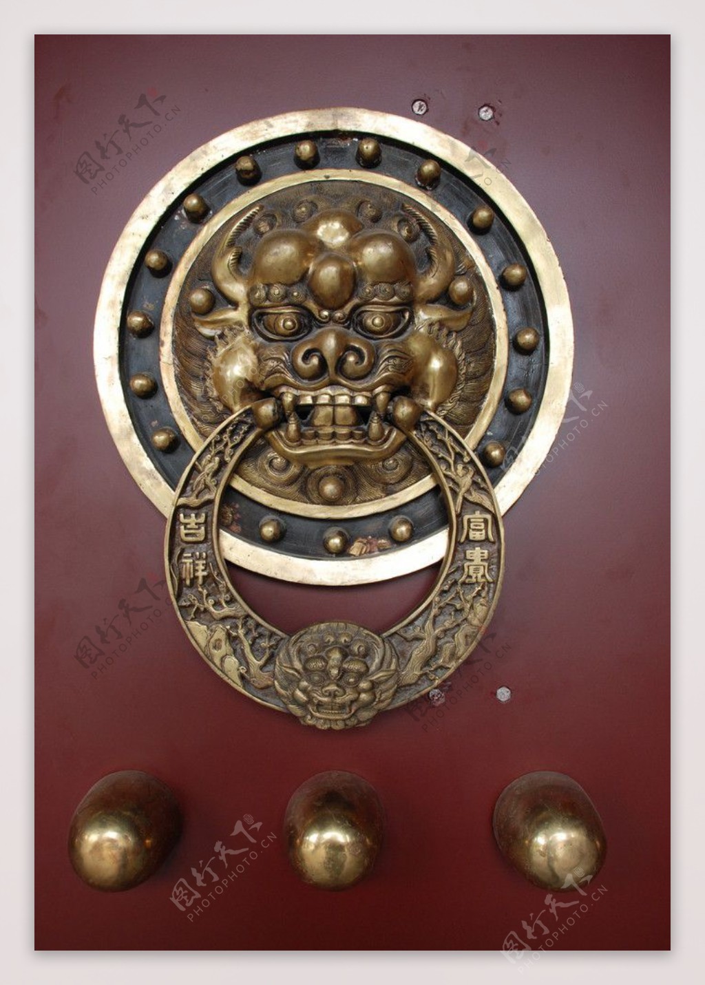 中式古典狮子门环图片