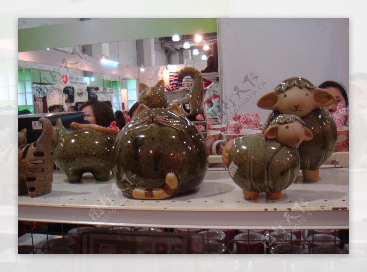日本陶瓷招财猫图片