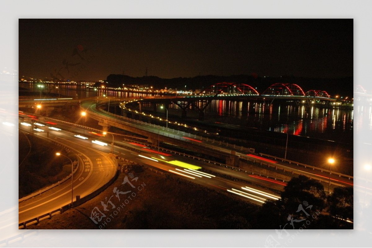 绝美台湾关渡桥夜图片