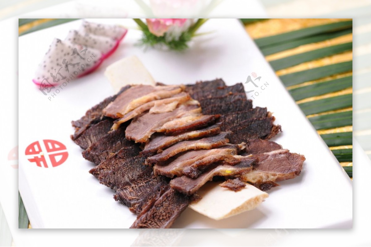 分享粤西“五香狗肉”的家常做法，香味逼人，一斤要卖60元！_哔哩哔哩_bilibili