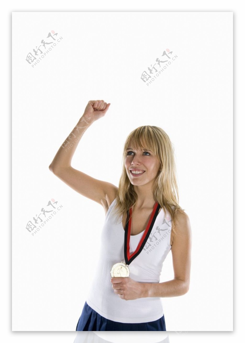 胜利取得奖牌的运动员图片