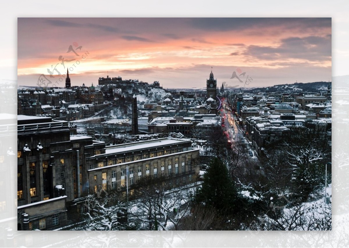 英国爱丁堡冬雪景色图片