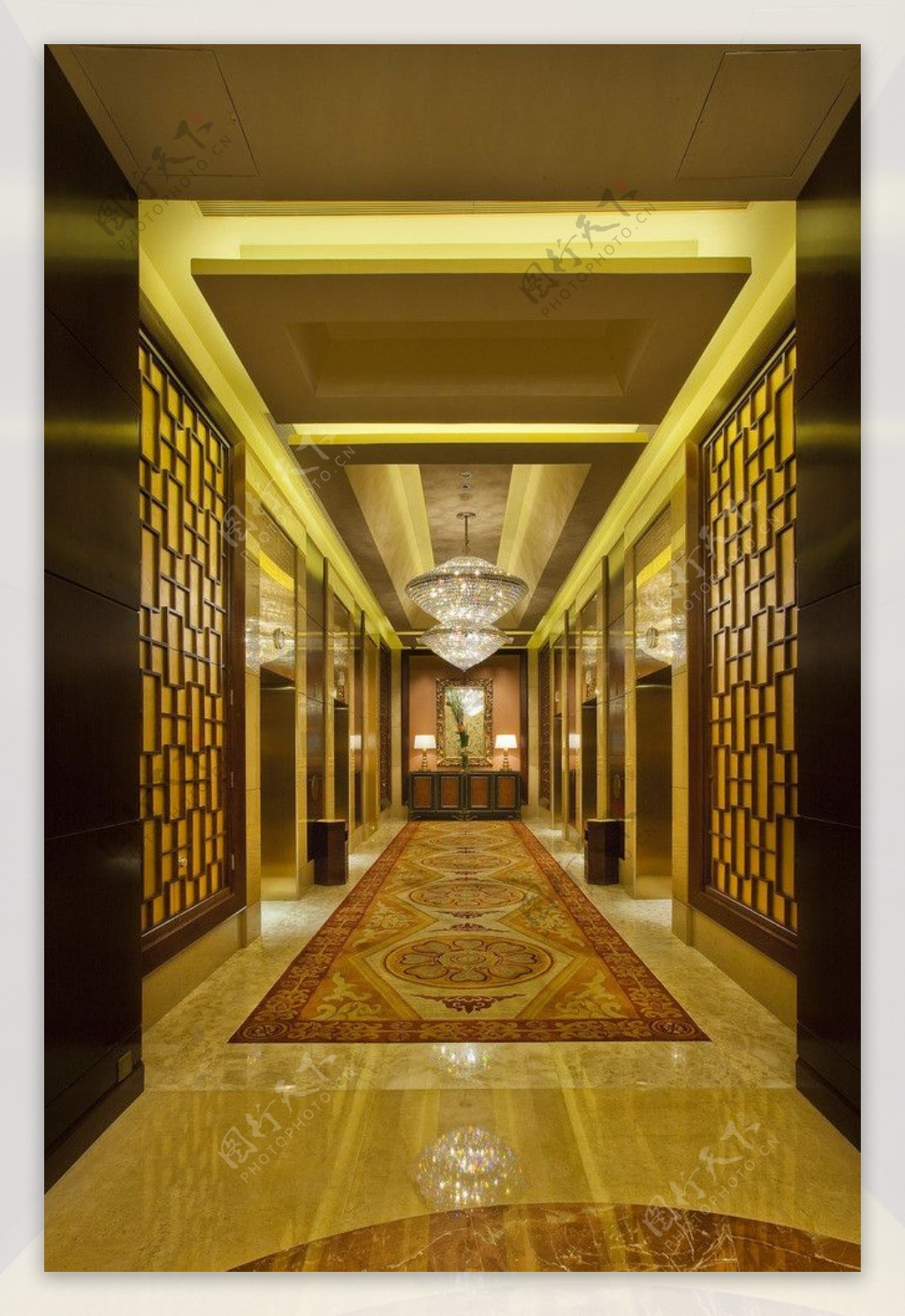 酒店电梯厅图片
