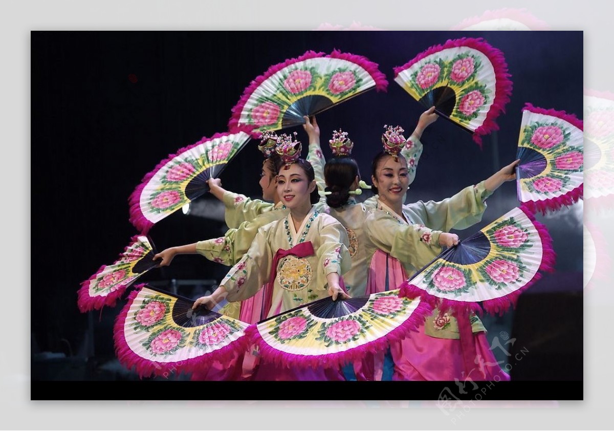 韩国舞蹈扇子女人民族图片