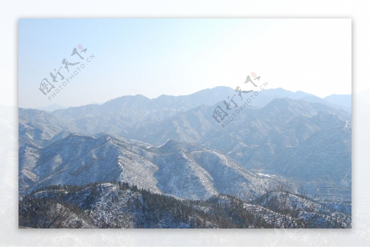雪景长城图片