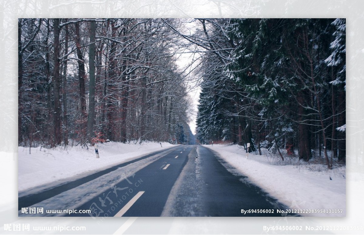 雪后公路图片