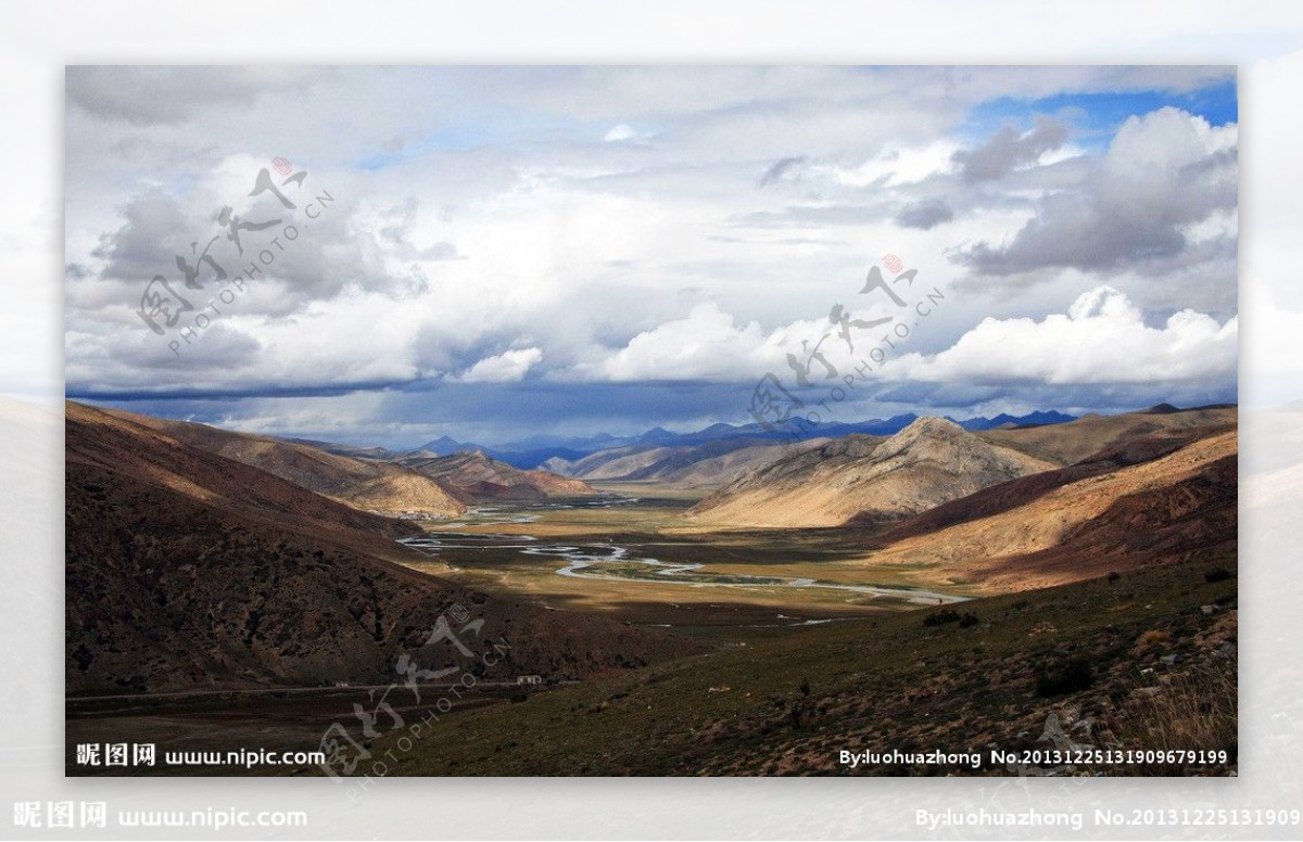 西藏地貌图片