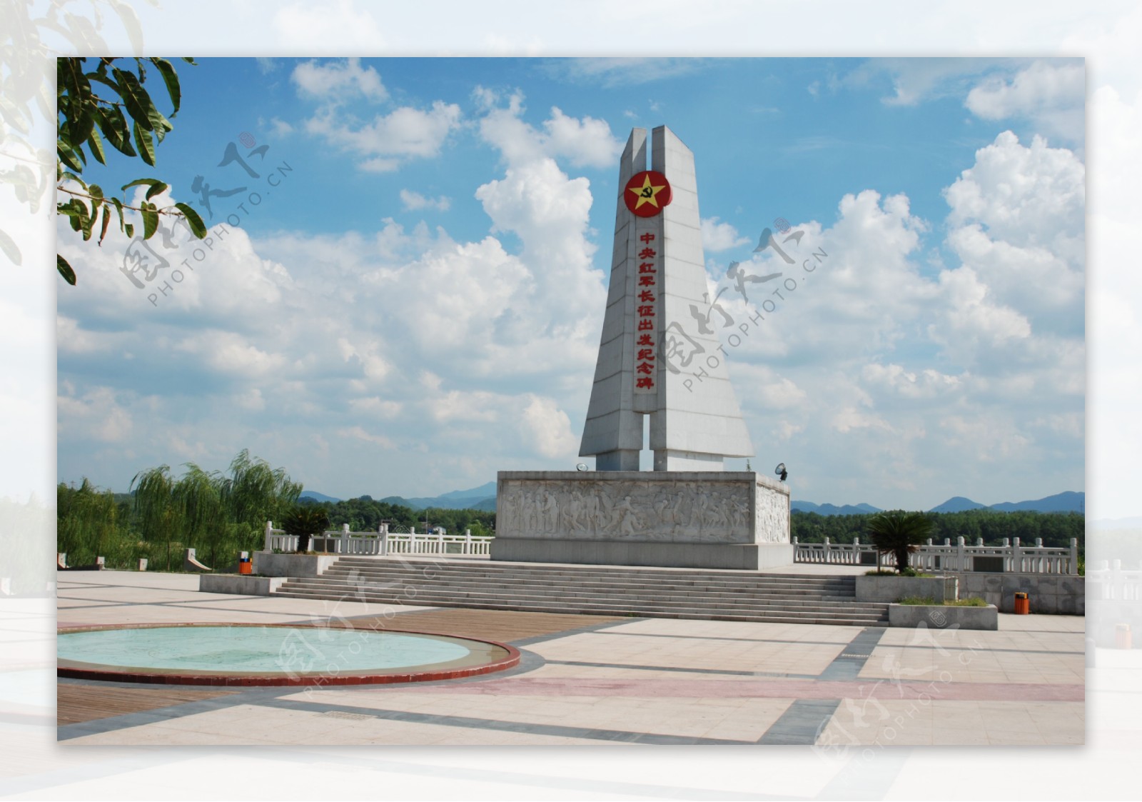红军长征出发纪念碑图片