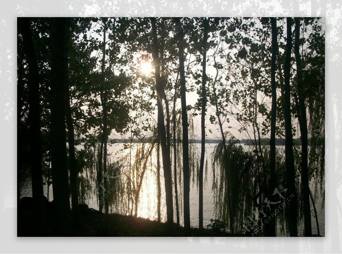 象湖夕阳图片
