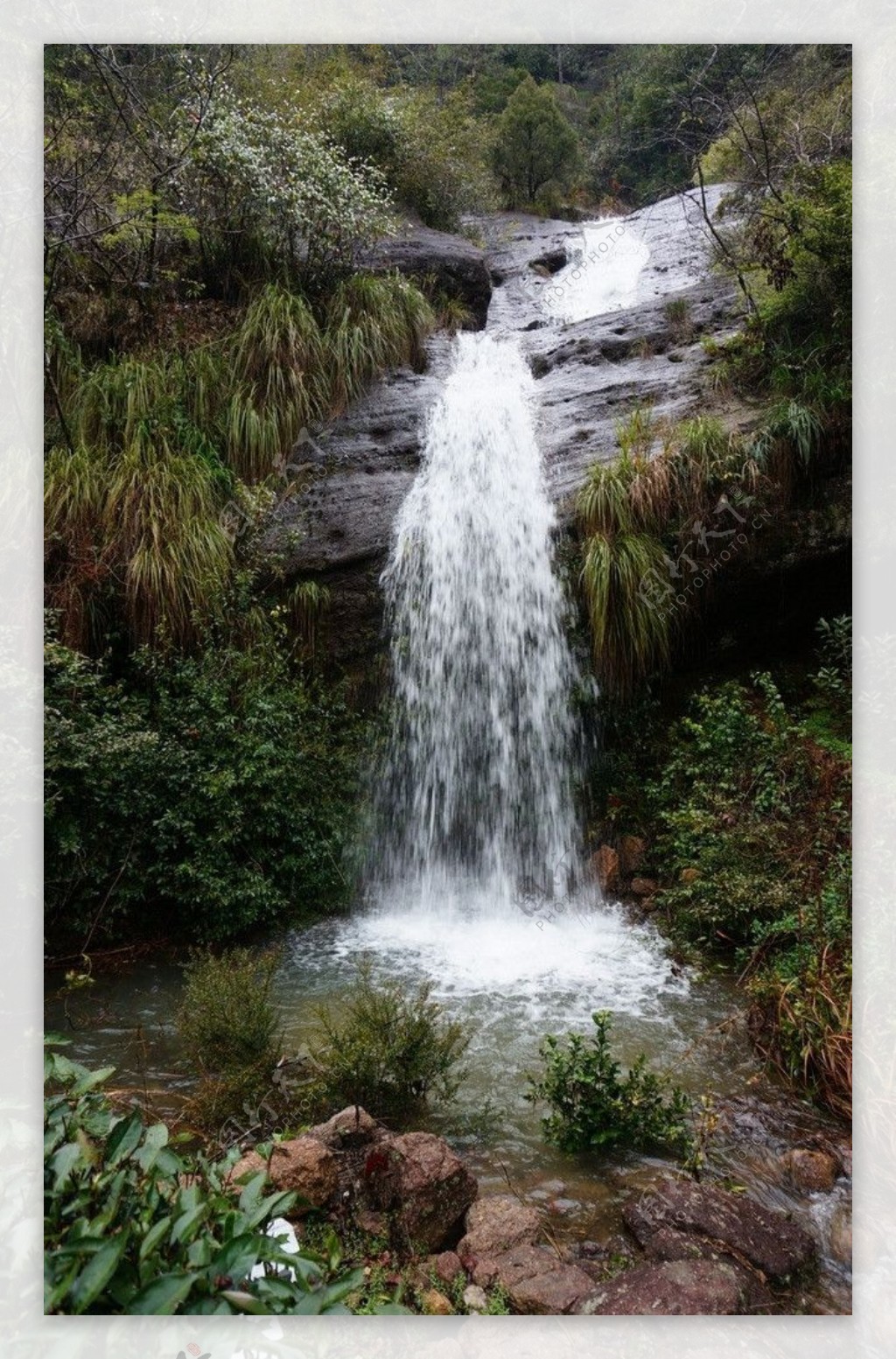 武夷山瀑布图片