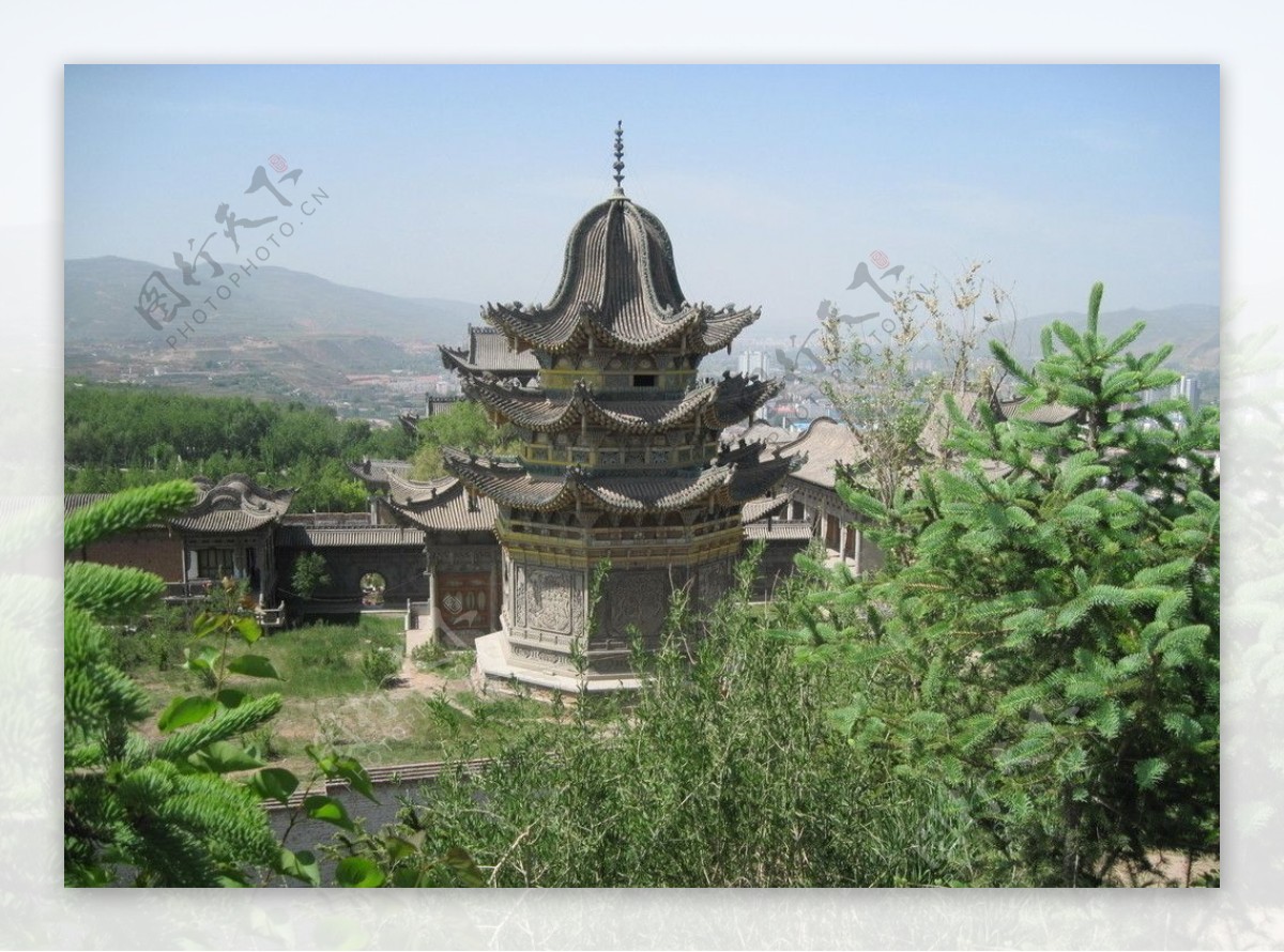 南山寺庙图片