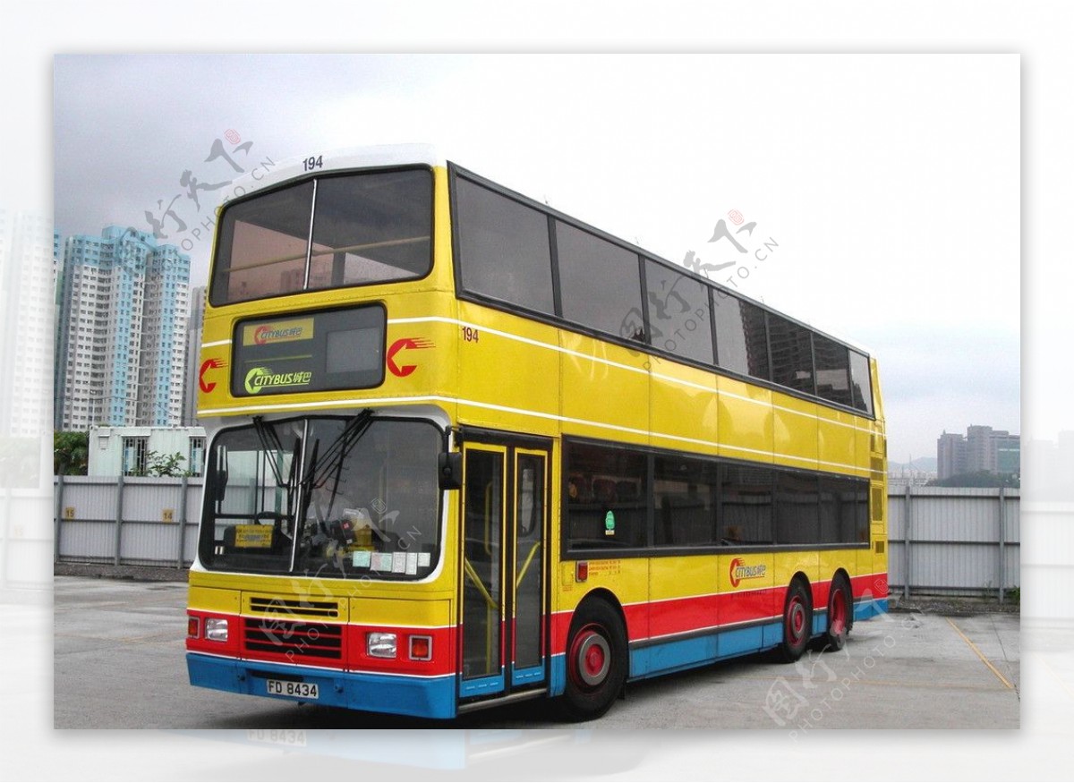 公交车双层公交图片
