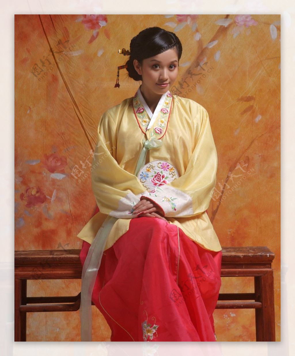 苏茜薇朝鲜族服装写真图片