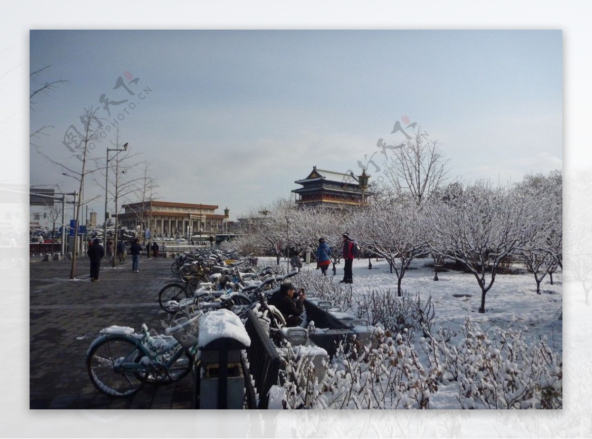 前门雪景图片