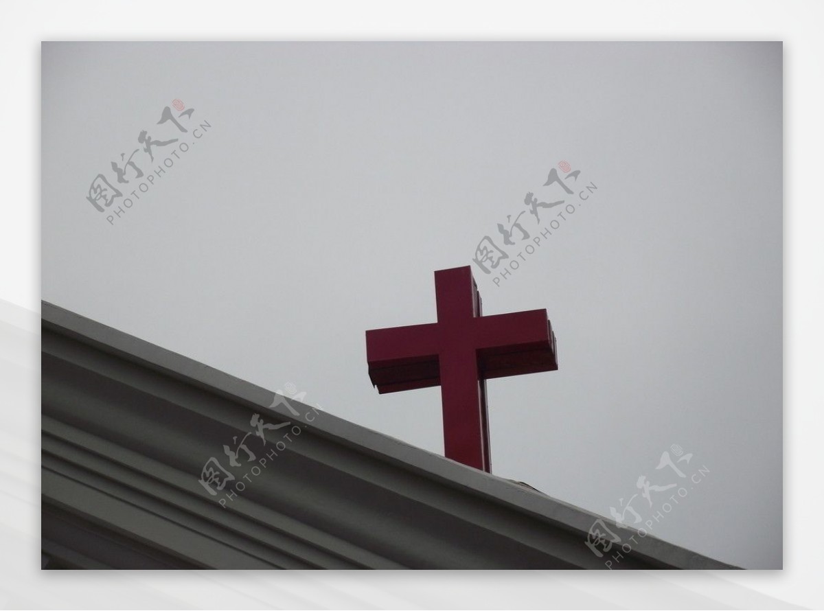 红色十字架图片