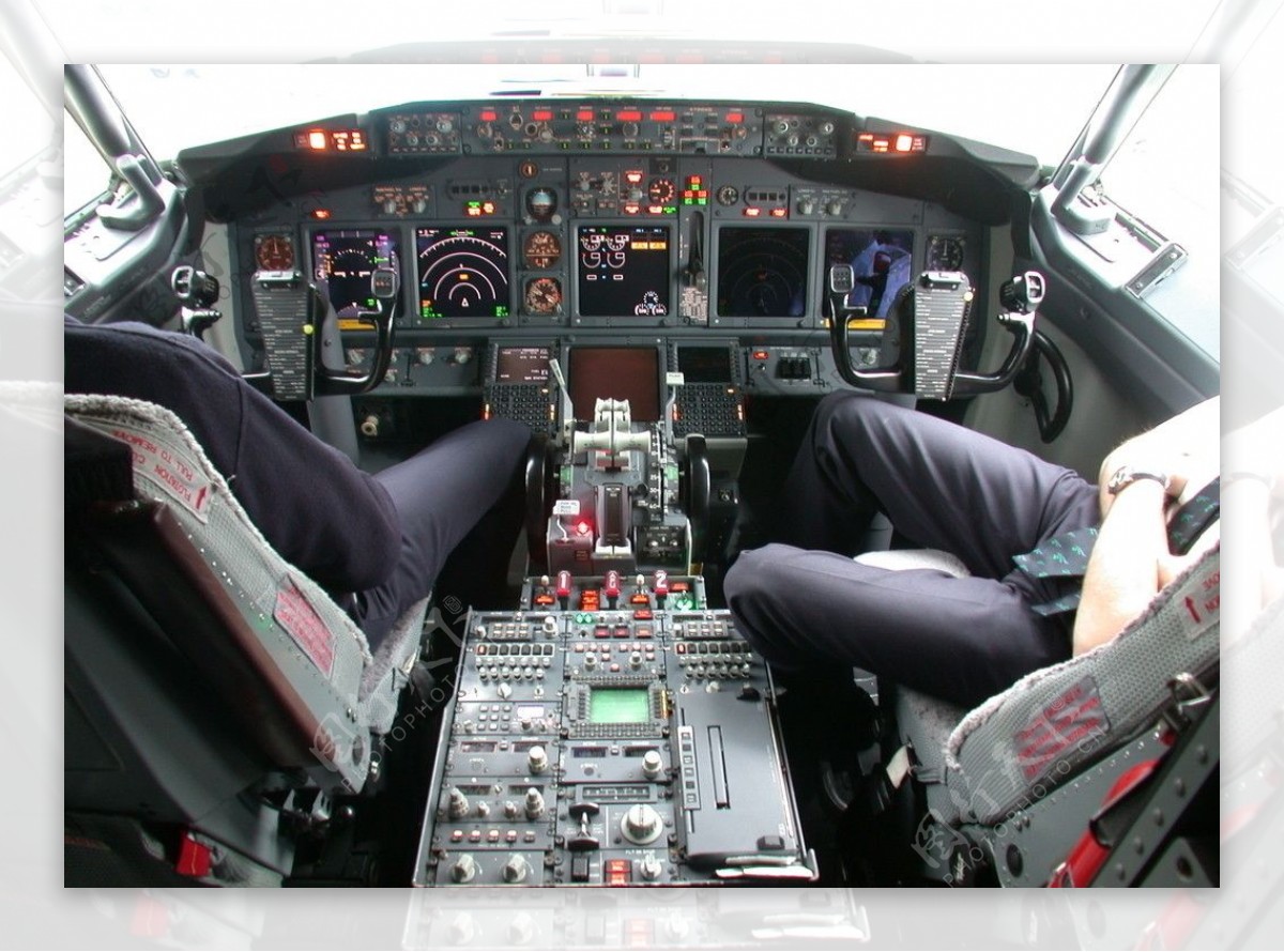 飞机驾驶室图片