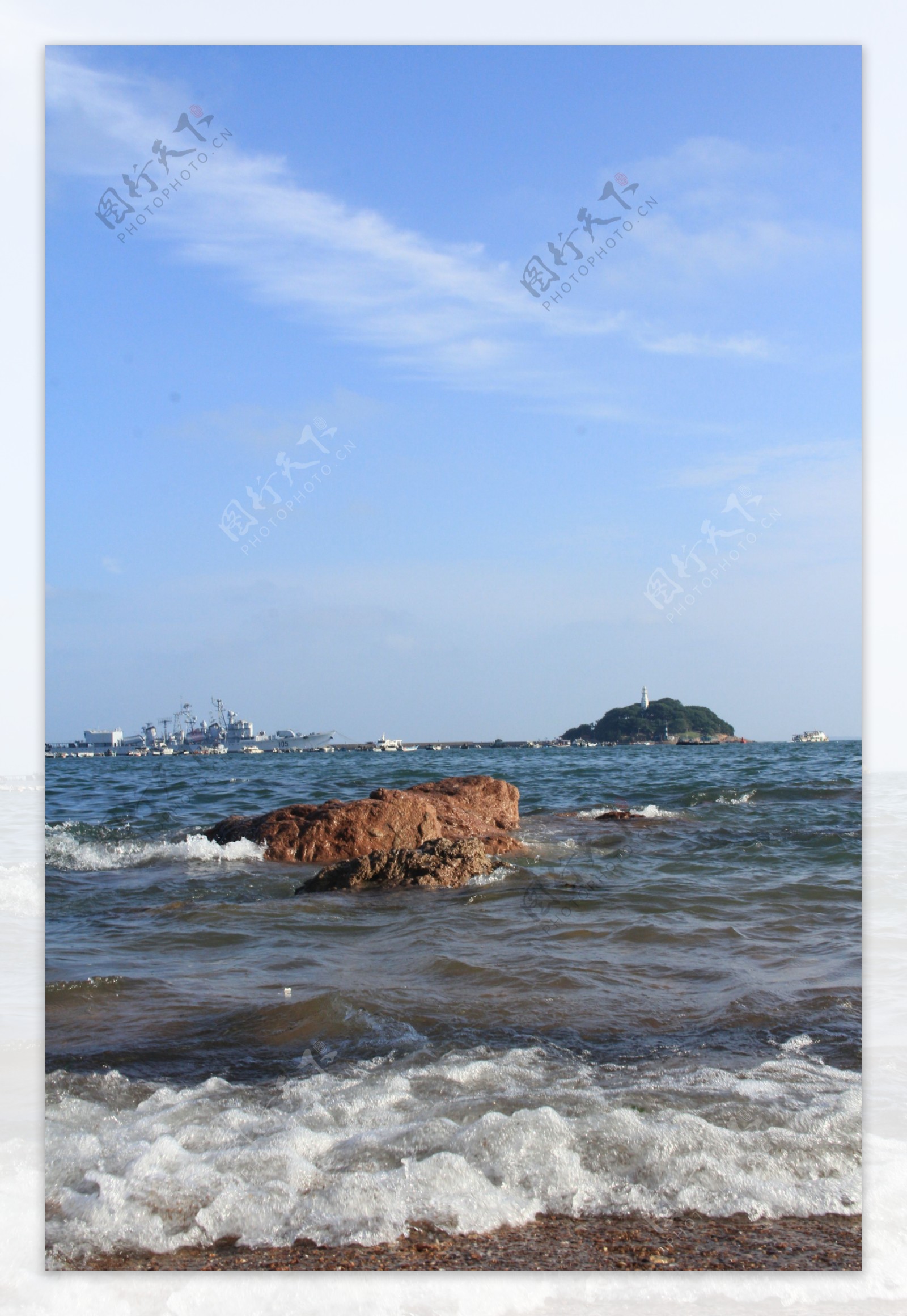青岛风光海岛礁石图片