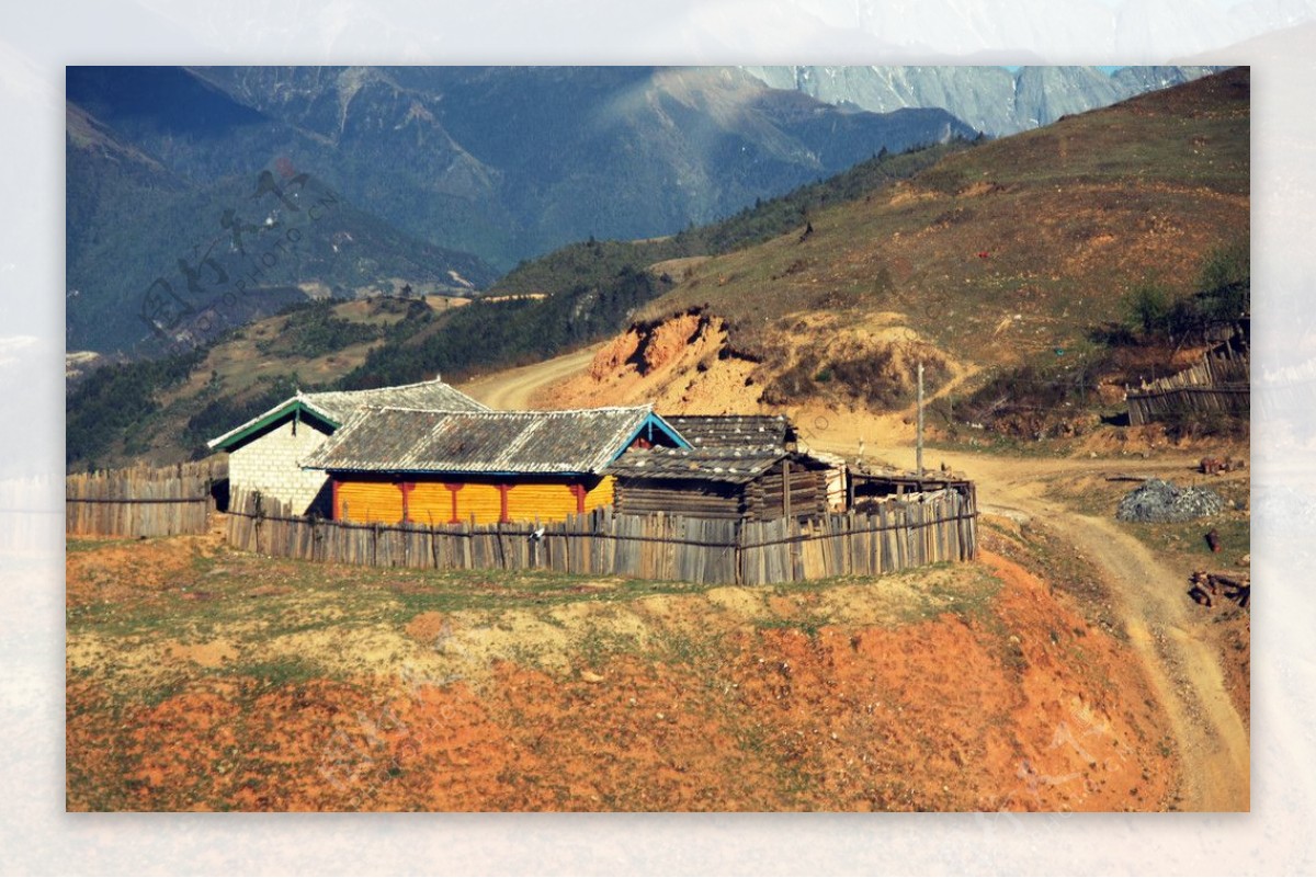 藏民木屋图片