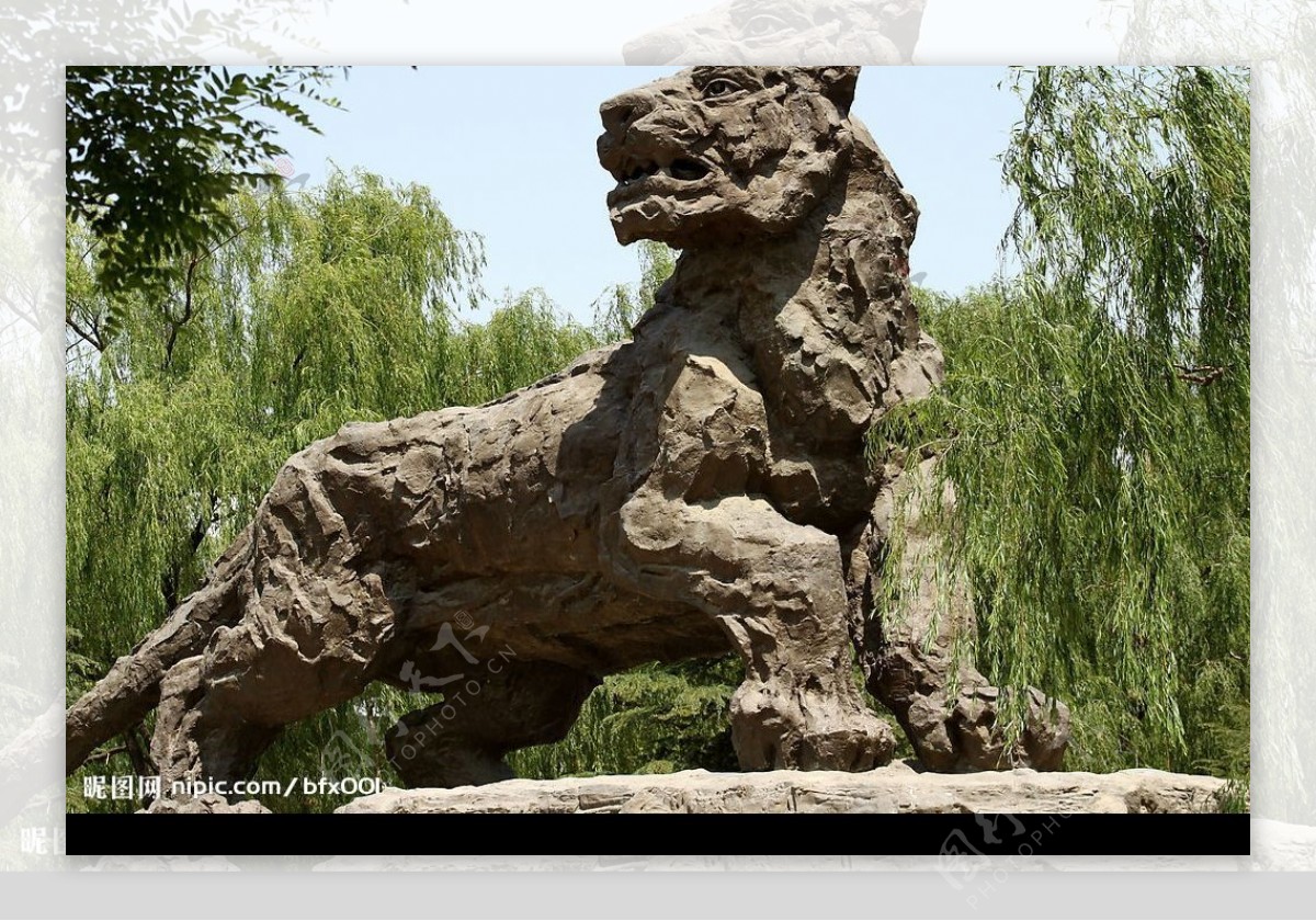 巨型石狮图片