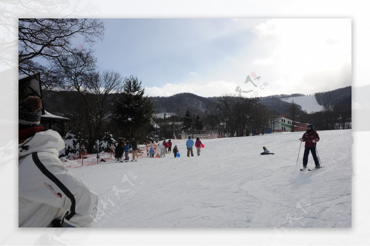 志贺高原滑雪场图片