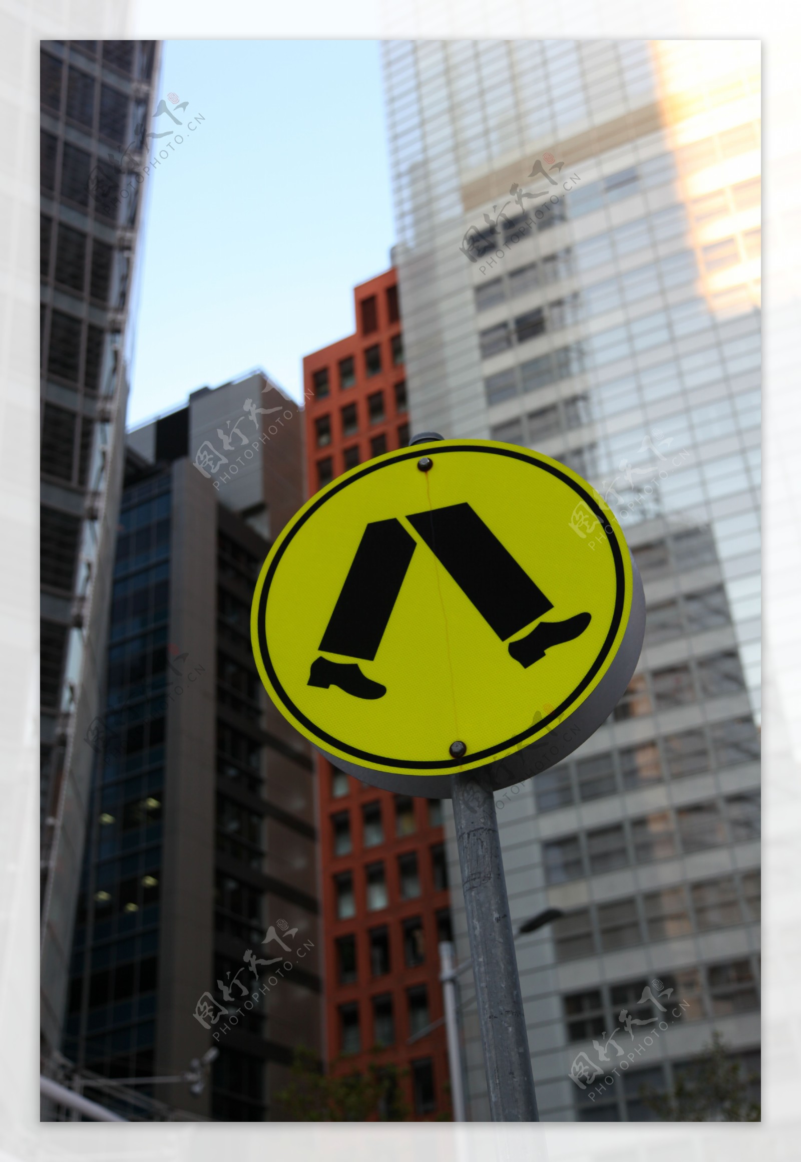 墨尔本的人行道指示牌图片