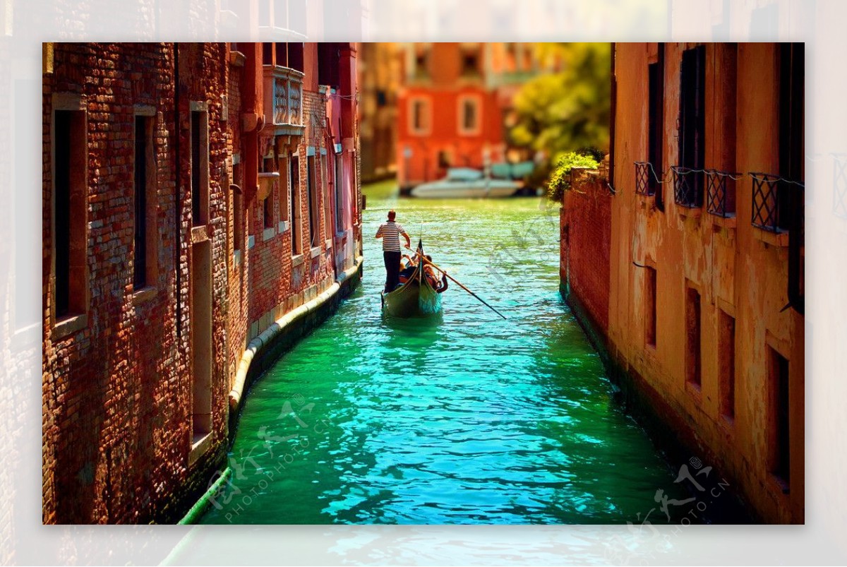 威尼斯河道景观图片