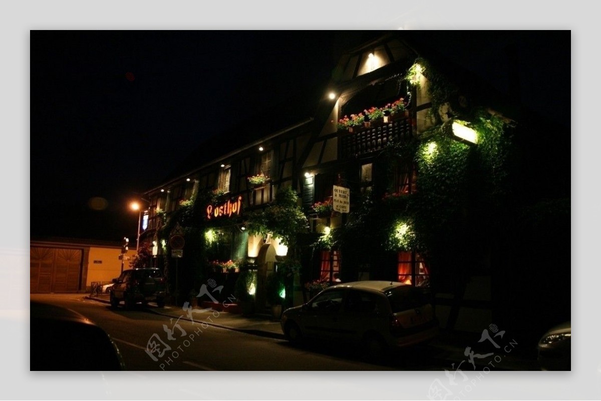 欧洲酒吧夜景图片