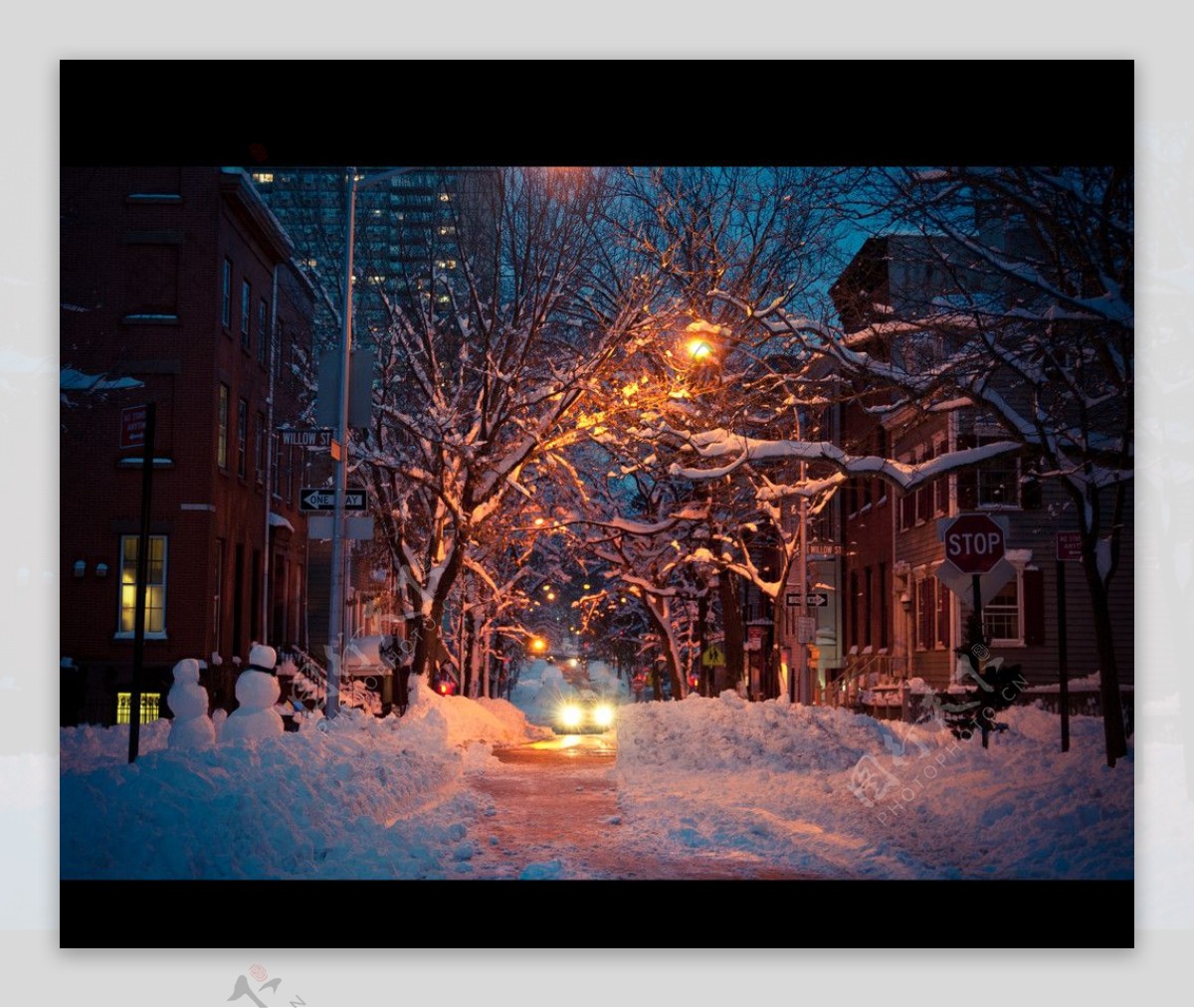 纽约雪夜街景图片