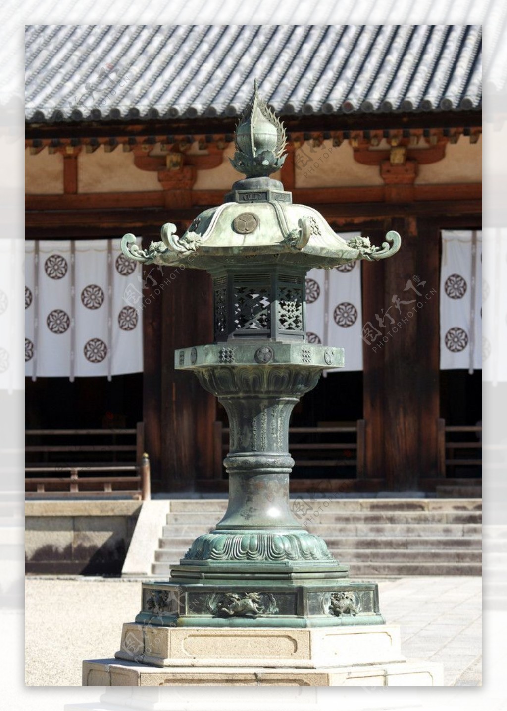 法隆寺铜灯笼图片