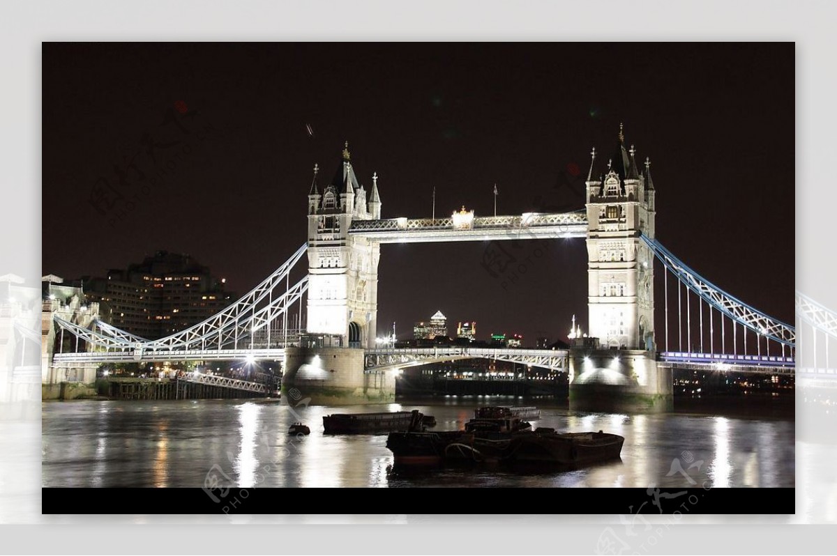 英国伦敦塔桥的夜色美景图片
