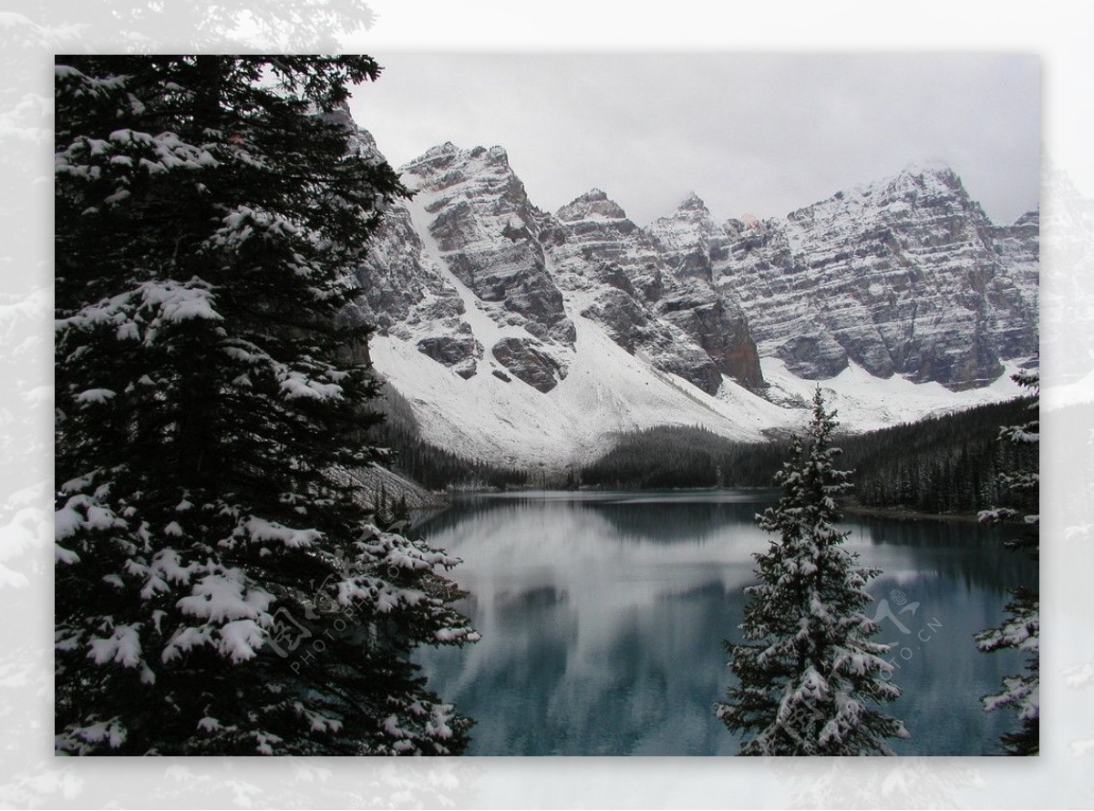 加拿大瑪琳湖图片