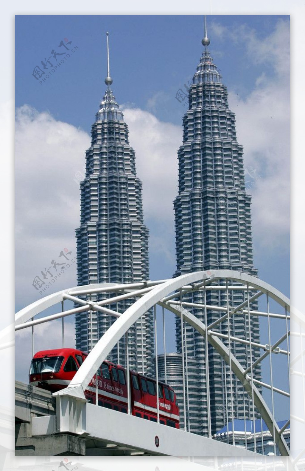 马来西亚双峰塔高铁图片