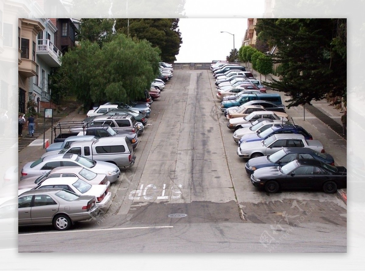 旧金山九曲花街38坡度道路图片