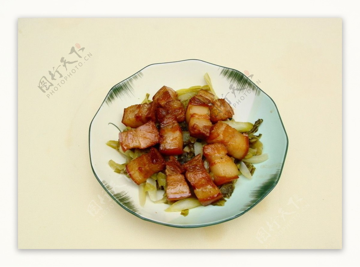 酸菜炒腩肉图片
