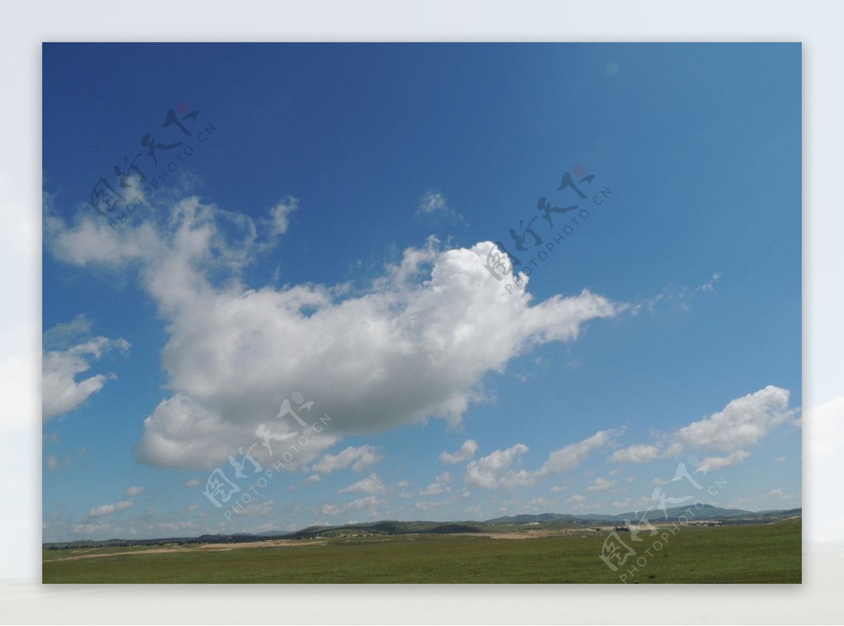 草原云彩图片