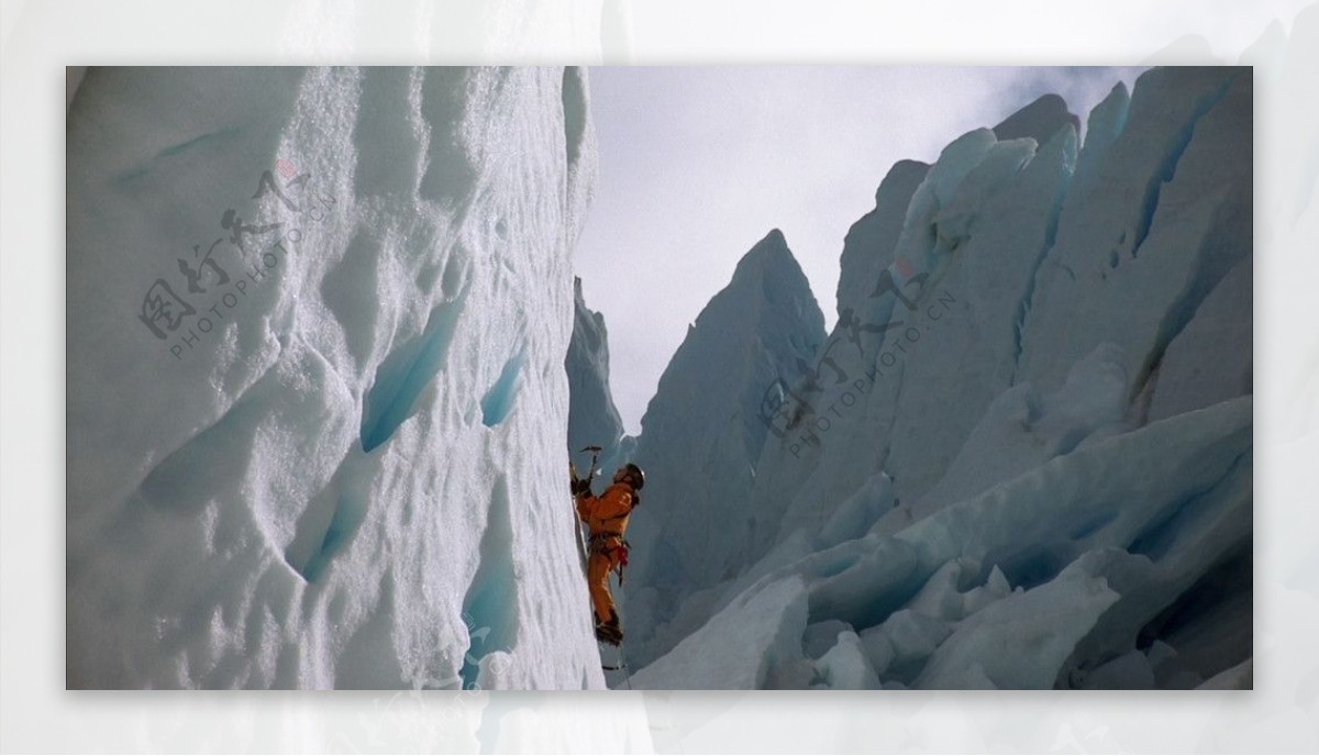 登雪山高清视频素材图片