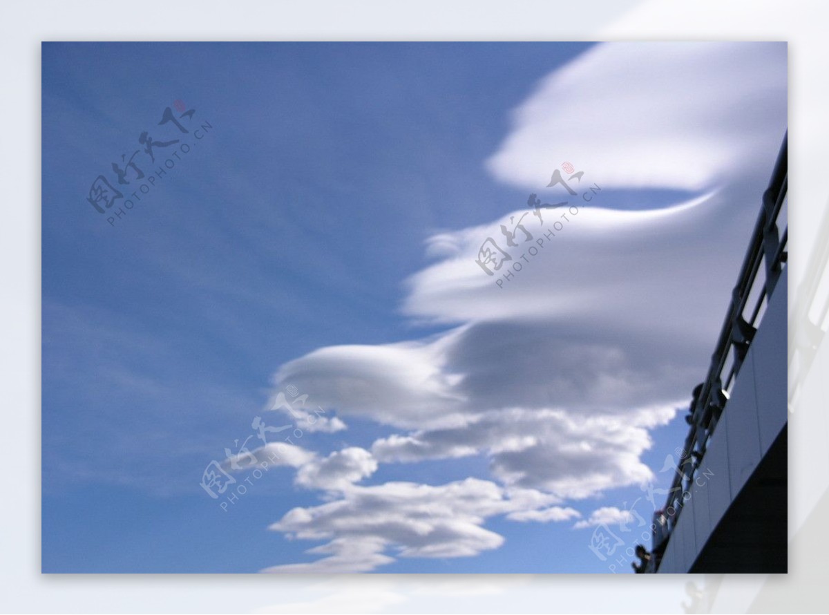 洱海的云图片