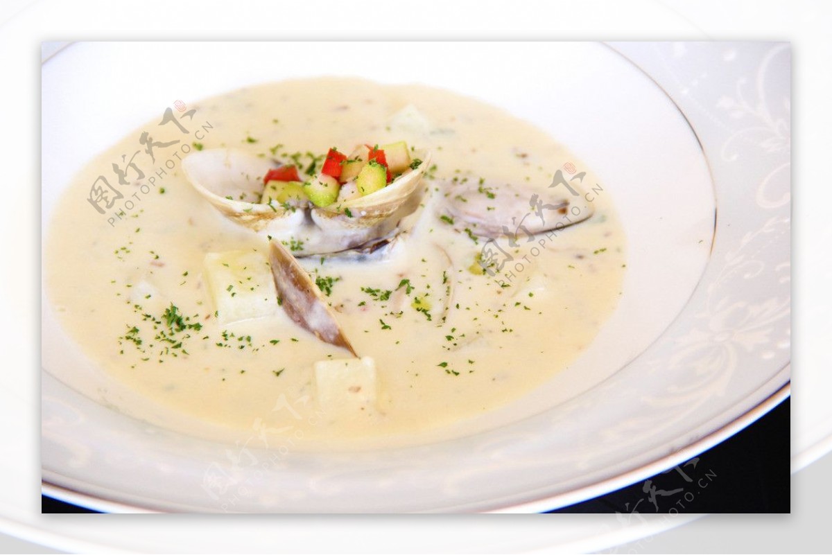 海鲜奶油蛤蜊汤图片